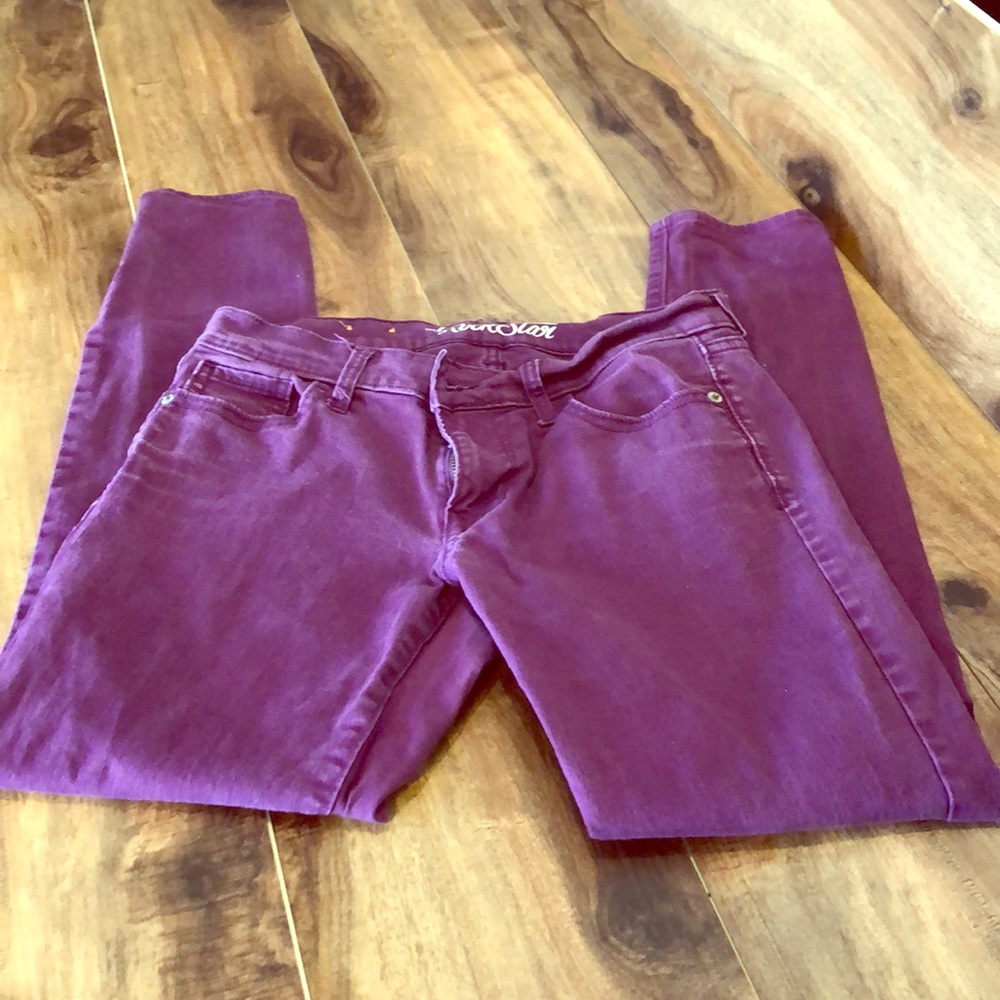 🎸fit like a 6-Rock Star purple super skinny jeans🎸